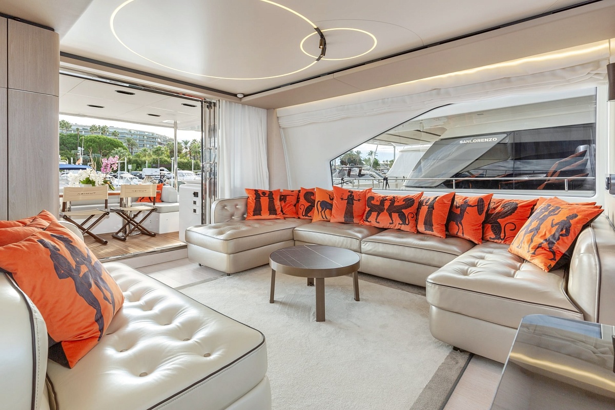 Аренда яхты Azimut 72 Solstice во Франции